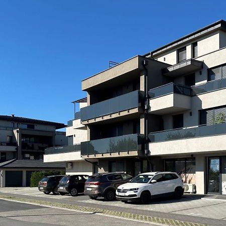 Marina Apartment By Dora ケストヘイ エクステリア 写真