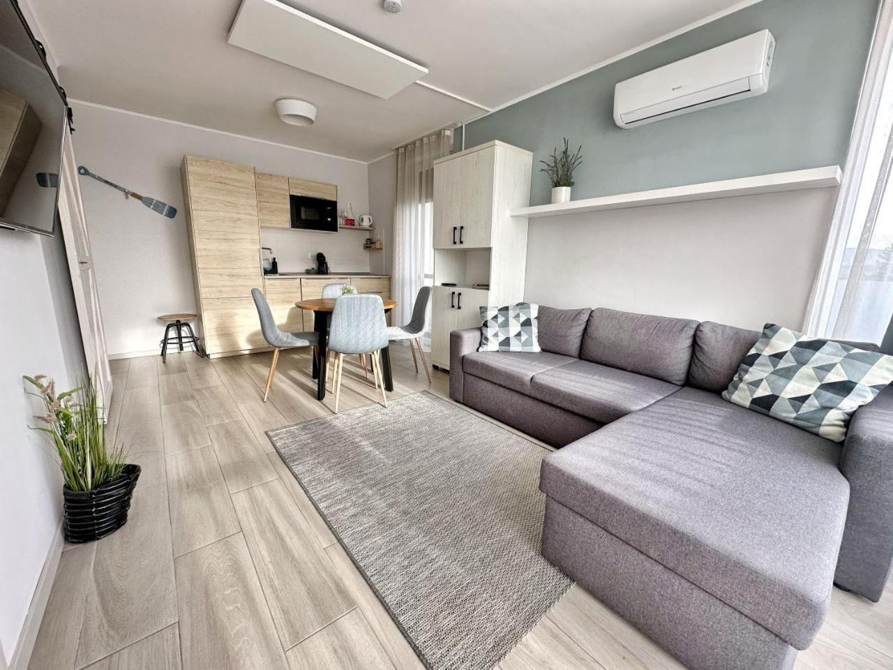 Marina Apartment By Dora ケストヘイ エクステリア 写真