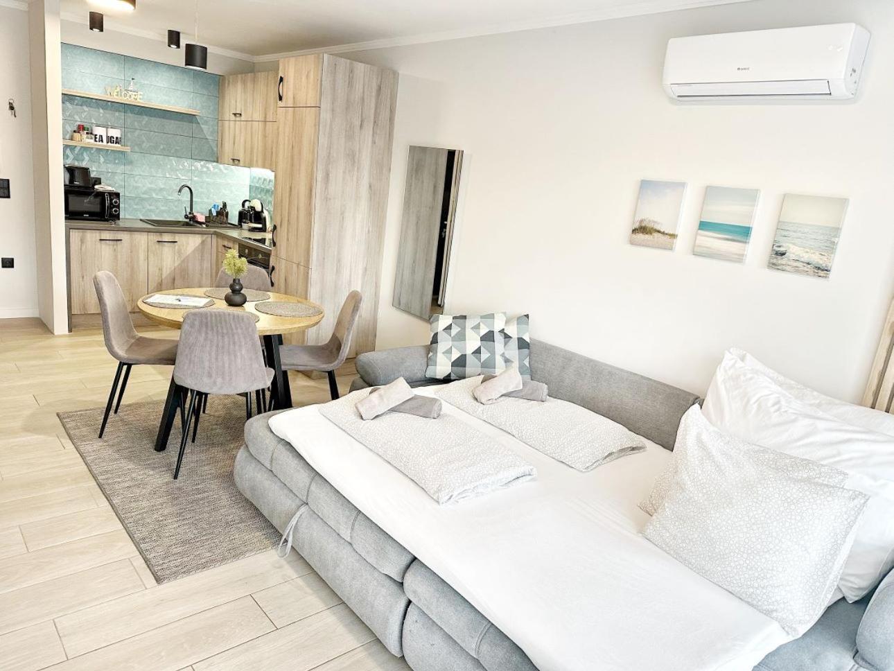 Marina Apartment By Dora ケストヘイ エクステリア 写真